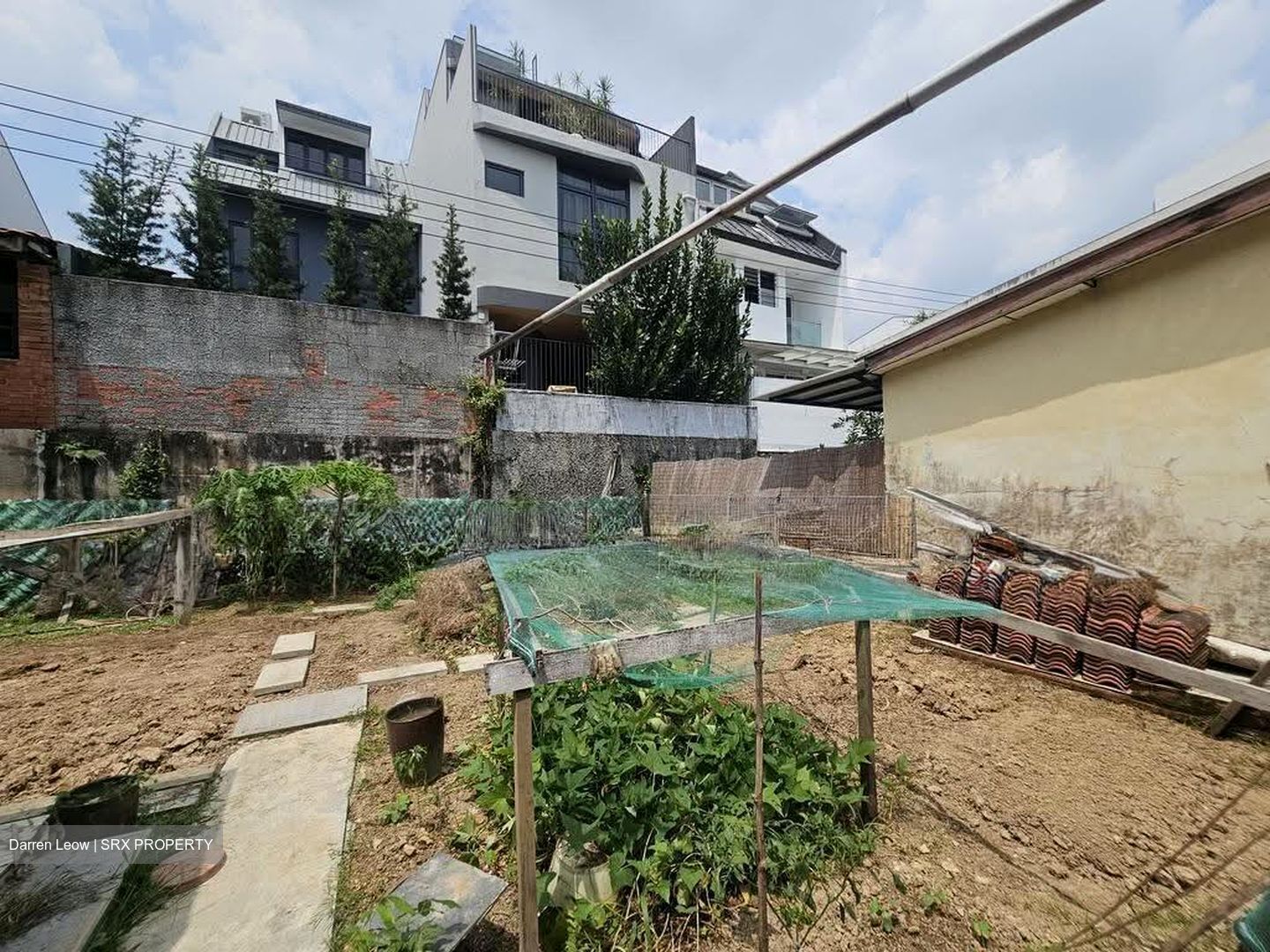 Sembawang Hills Estate (D20), Terrace #612891021